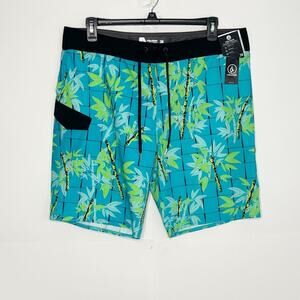 Volcom Mens Board Shorts Size 38